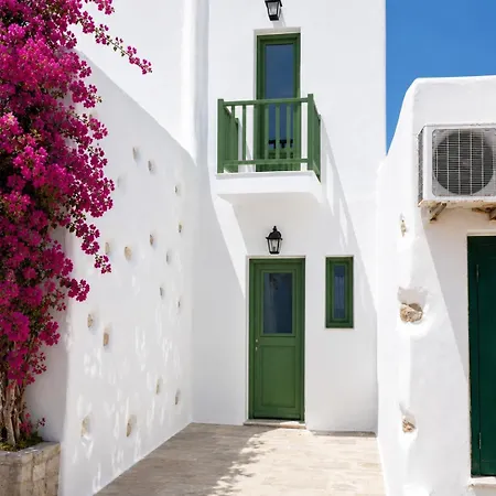 Sofia Traditional Cycladic Living Villa *